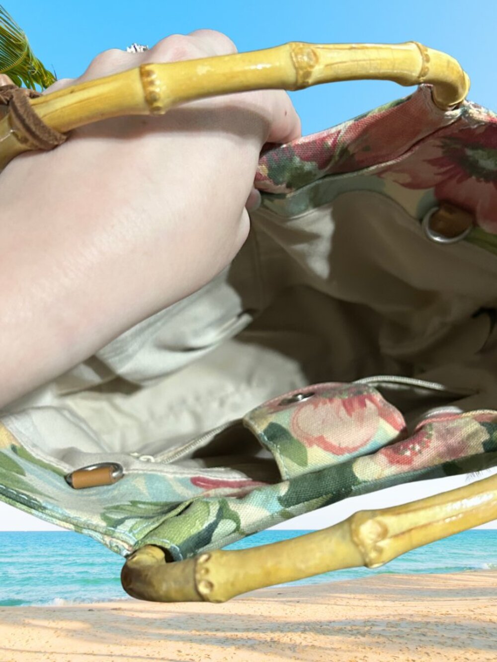 Tropical Fossil Brand Bag - Picture 3 of 5